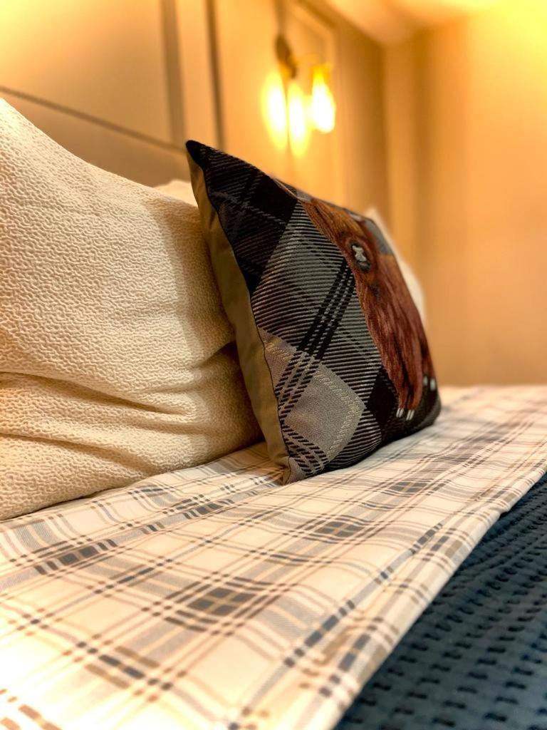 شقة Charming And Cosy - Black'S Land إنفيراري الغرفة الصورة