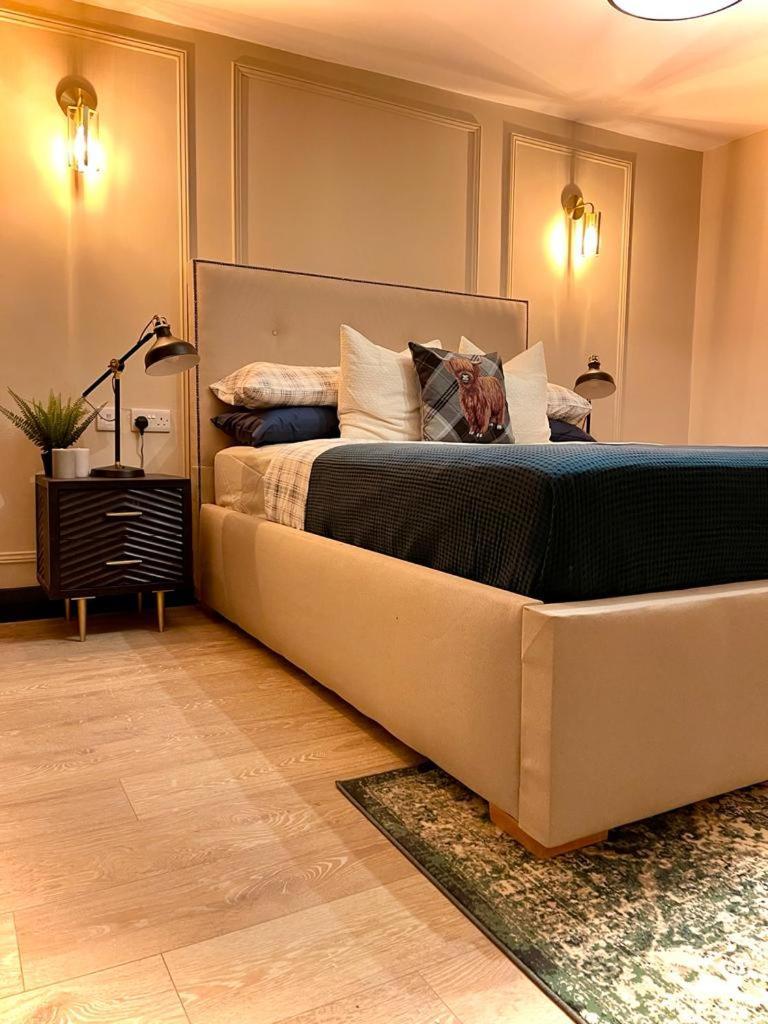 شقة Charming And Cosy - Black'S Land إنفيراري الغرفة الصورة